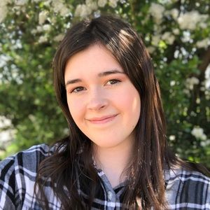 Meet your Posher, Makayla